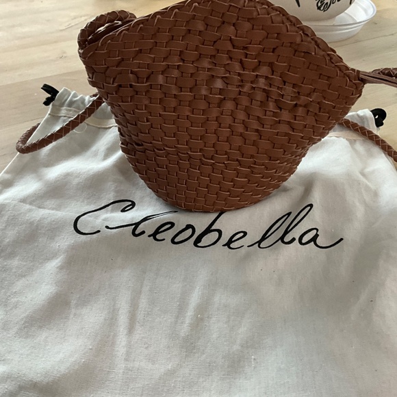 CLEOBELLA TAN WOVEN CROSSBODY NWT - Picture 8 of 8